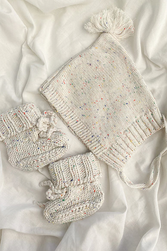 Vanilla Speckles Bonnet and Booties