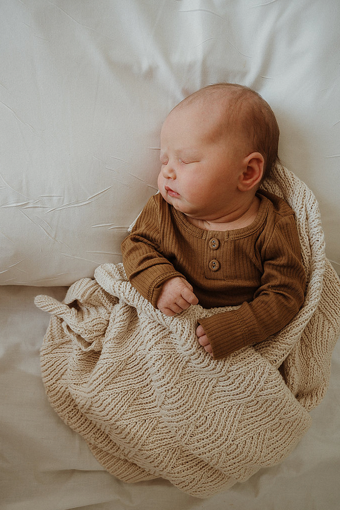 Shell Stitch Blanket Oatmeal