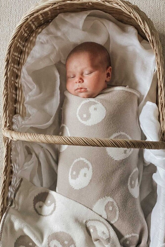 Yin Yang Blanket- Taupe