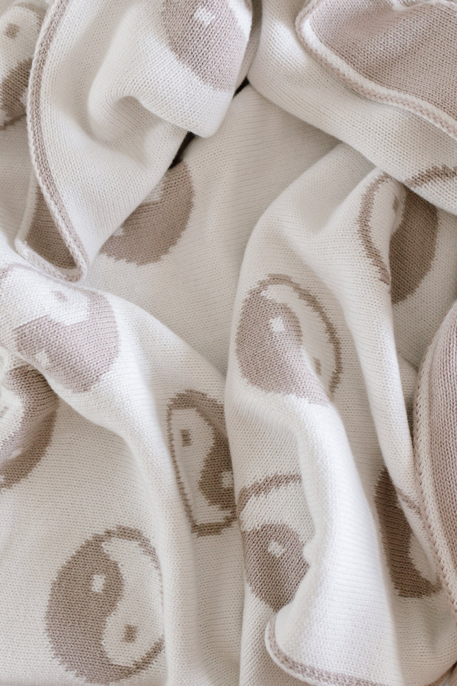 Yin Yang Blanket- Taupe