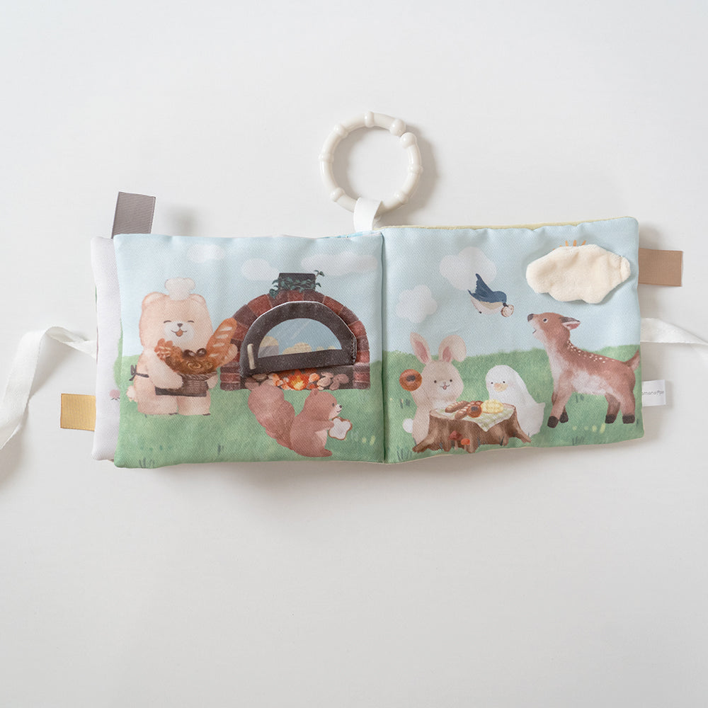 Bear Cub's Freshly Baked Bread - Soft Picture Book