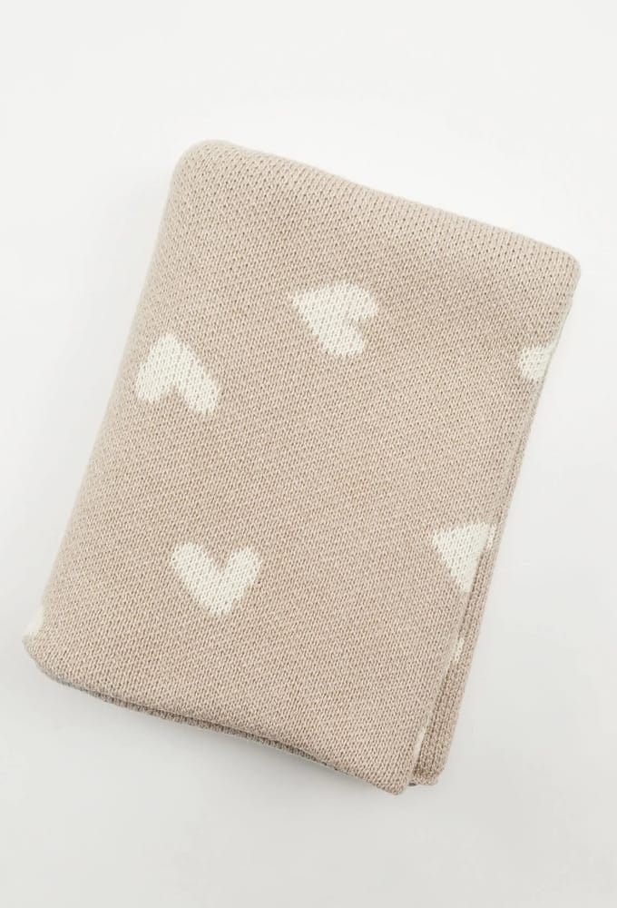Organic Sweetheart Knitted Blanket